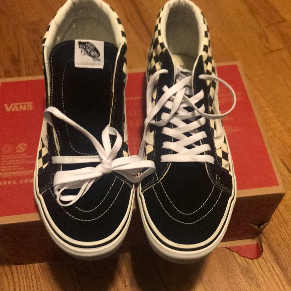 NWOT BLACK AND WHITE CHECKERED VANS